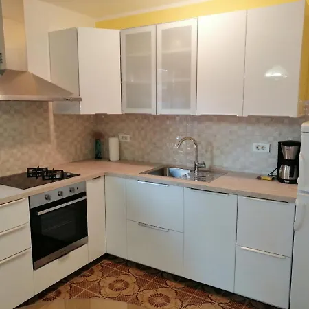 Violeta Apartament *